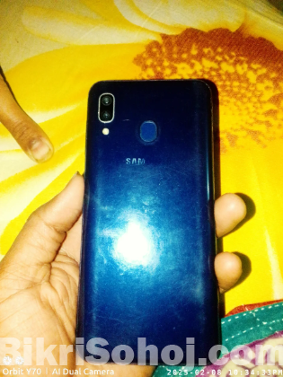 Samsung galaxy a20